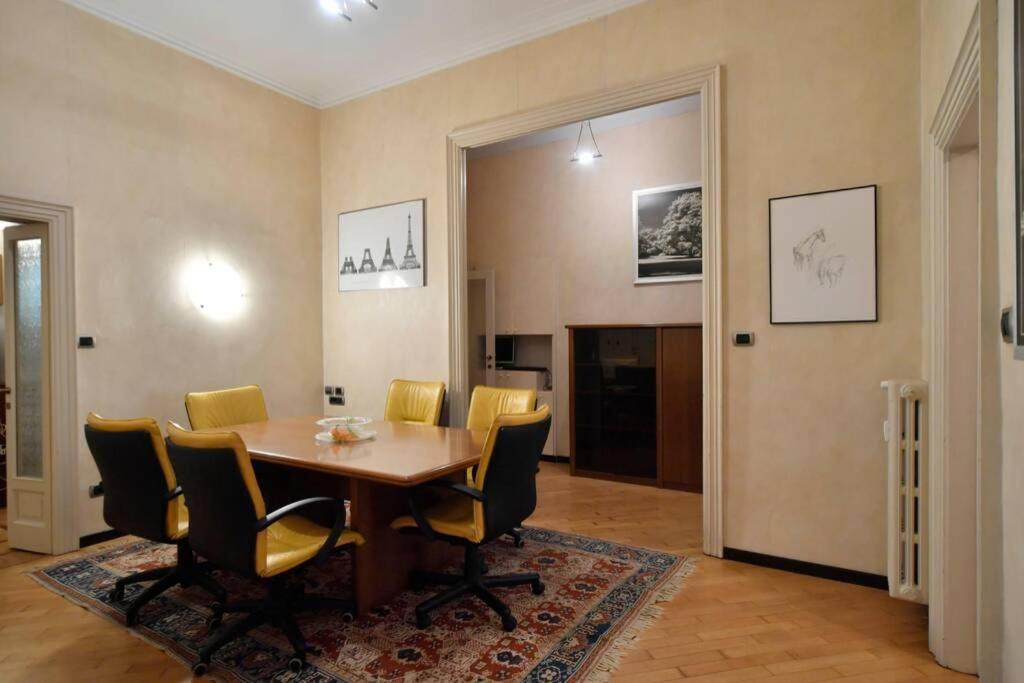 Ampio Appartamento Milano Centro Crocetta Eksteriør bilde